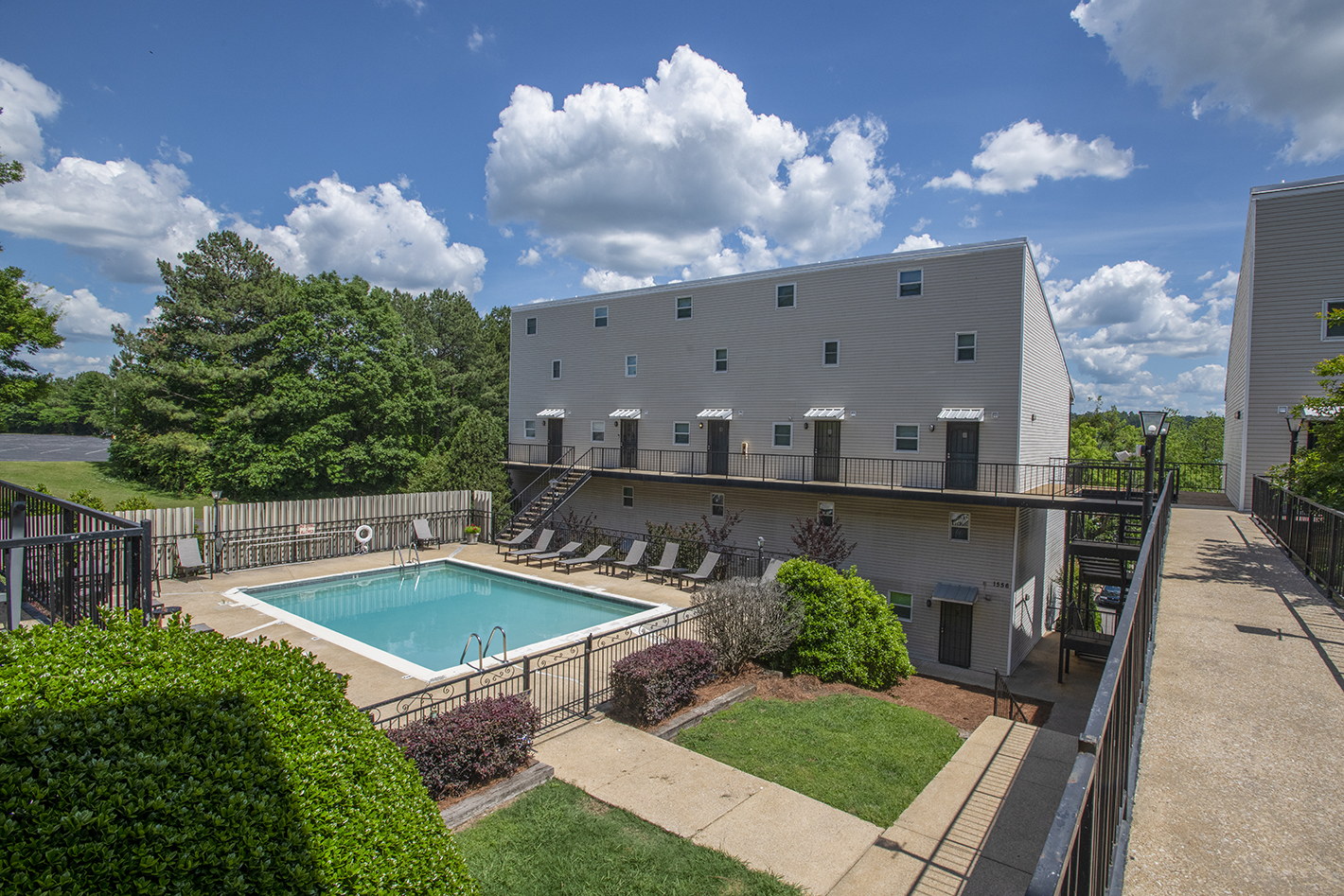 Union at Cooper Hill The Multifamily Advisory Group at Cushman